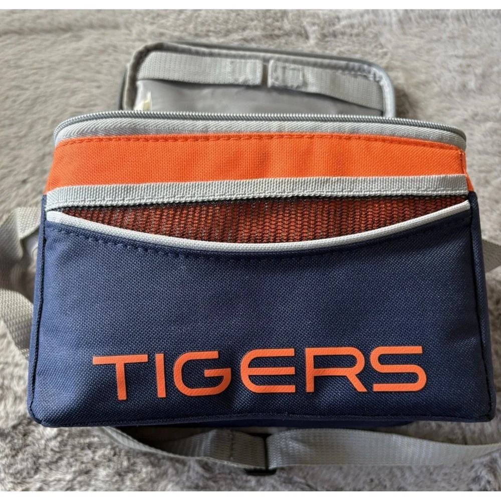Detroit‎ Tigers small lunch box zip closure carry strap